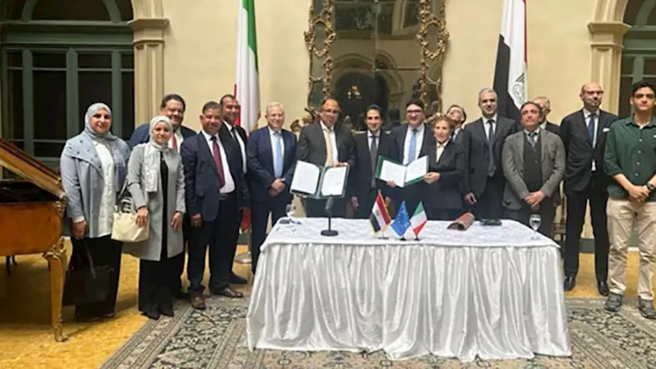 اتفاقية بين جامعتي العاصمة ويونينتونو الإيطالية في الذكاء الاصطناعي والتعليم